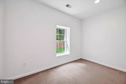 21955 Traction Pl, Sterling, VA 20164 photo 37