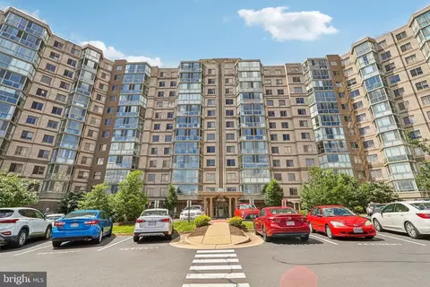 19375 Cypress Ridge Ter #115, Leesburg, VA 20176