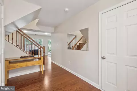 20403 Baseline Ter, Ashburn, VA 20147 photo 5