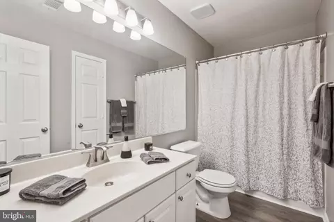 20403 Baseline Ter, Ashburn, VA 20147 photo 36