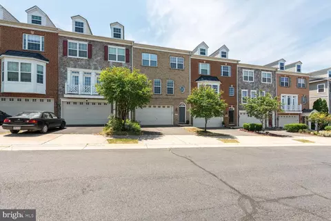 20879 Houseman Ter, Ashburn, VA 20148