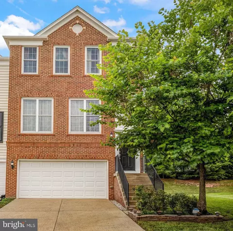 42840 Bittner Sq, Ashburn, VA 20148