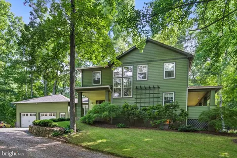 39400 Crooked Bridge Ln, Leesburg, VA 20175