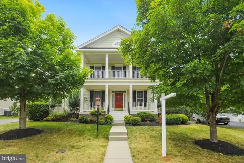 13651 Sylvan Bluff Dr, Leesburg, VA 20176