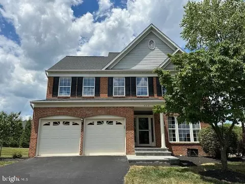 602 Brian Thomas Ct SE, Leesburg, VA 20175