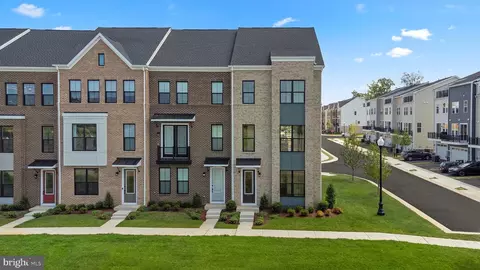 23101 Growler Sq, Ashburn, VA 20148