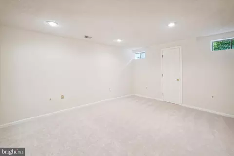 Other - 21286 Meadowsweet Ct, Ashburn, VA 20147 photo 15 of 16