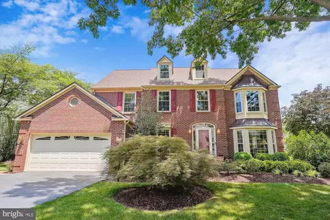 Exterior - 21286 Meadowsweet Ct, Ashburn, VA 20147 photo 1 of 8