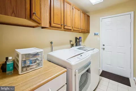 Other - 21286 Meadowsweet Ct, Ashburn, VA 20147 photo 11 of 16