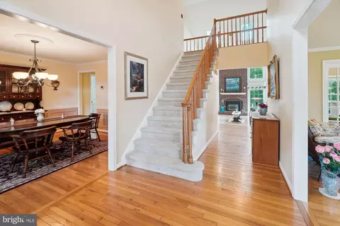 Entry Way - 21286 Meadowsweet Ct, Ashburn, VA 20147 photo 1 of 3