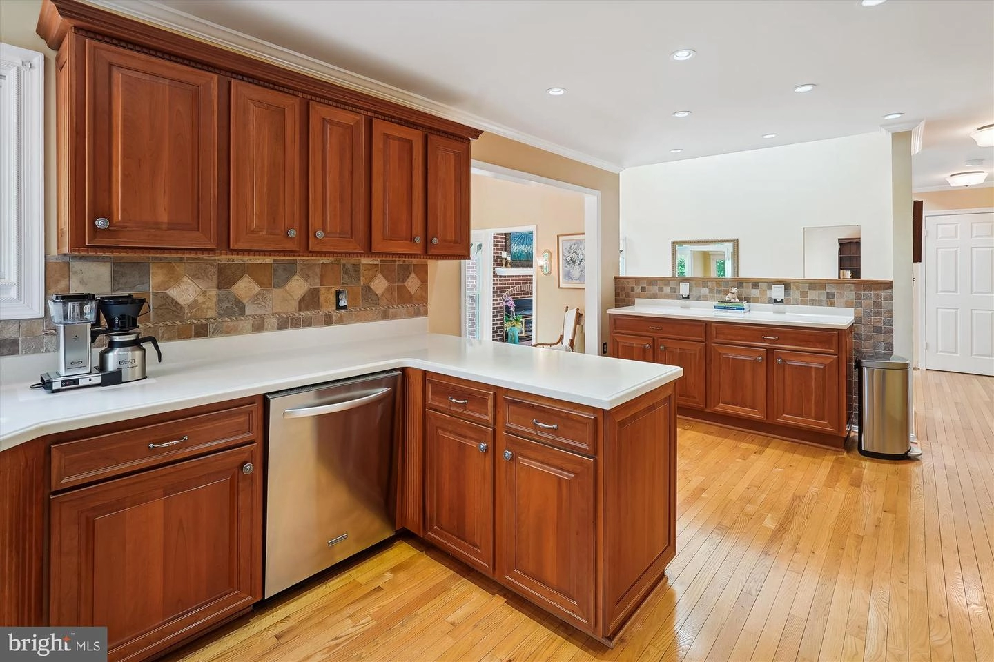21286 Meadowsweet Ct, Ashburn, VA 20147 photo 16