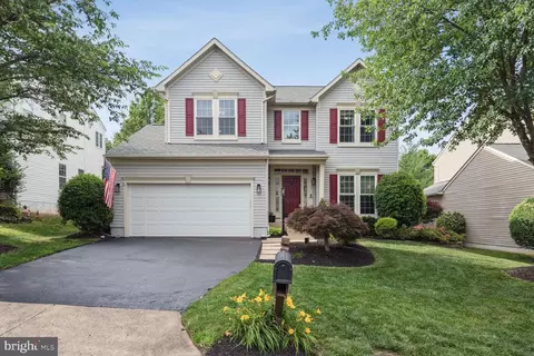 43394 Malin Ct, Ashburn, VA 20147