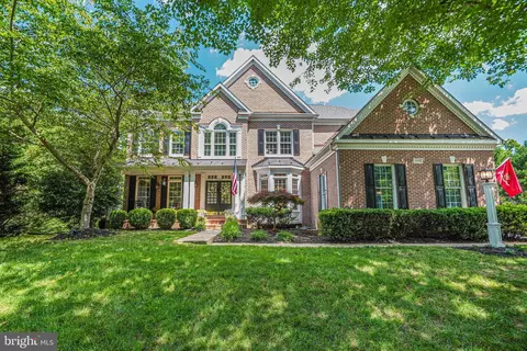 24124 Shady Knoll Cir, Aldie, VA 20105