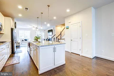 23691 Turtle Point Ter, Ashburn, VA 20148 photo 27