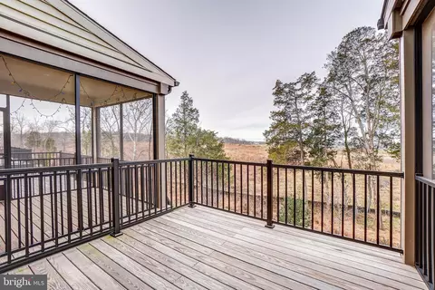 23691 Turtle Point Ter, Ashburn, VA 20148 photo 19