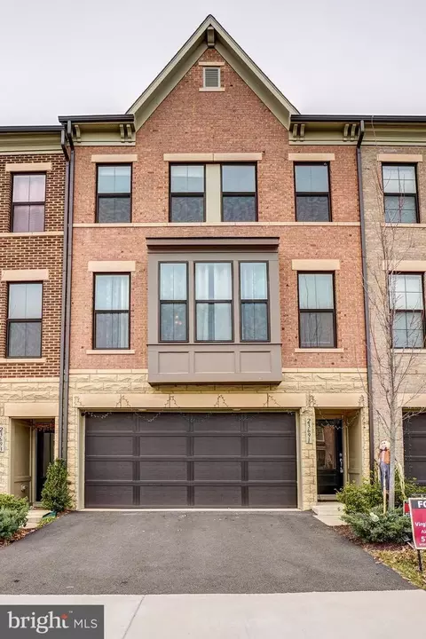23691 Turtle Point Ter, Ashburn, VA 20148 photo 3