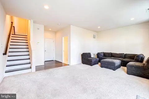 23691 Turtle Point Ter, Ashburn, VA 20148 photo 7