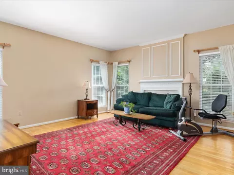 46766 Willowood Pl, Sterling, VA 20165 photo 17