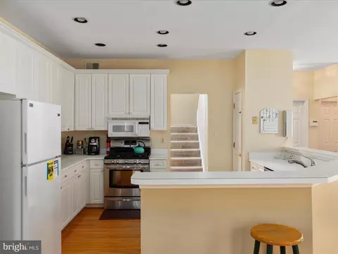 46766 Willowood Pl, Sterling, VA 20165 photo 12
