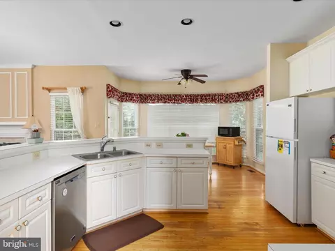 46766 Willowood Pl, Sterling, VA 20165 photo 10