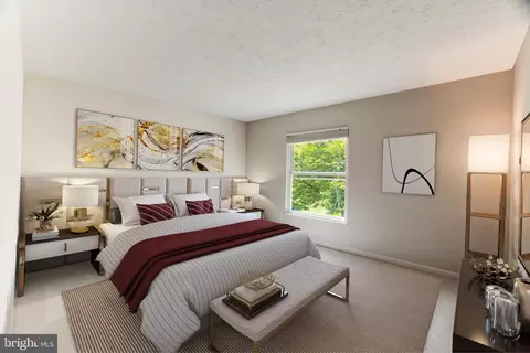 Bedroom - 102 Silverleaf Ct, Sterling, VA 20164 photo 4 of 8