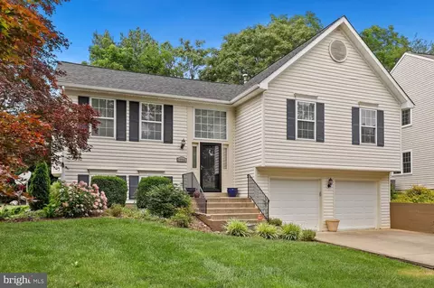 37756 Sutton Dr, Purcellville, VA 20132