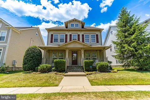 23350 Higbee Ln, Brambleton, VA 20148
