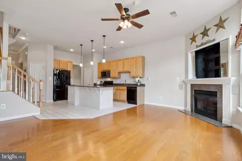 42818 Cedar Hedge St, Chantilly, VA 20152 photo 8