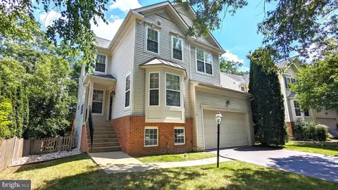 26251 Rachel Hill Dr, Chantilly, VA 20152