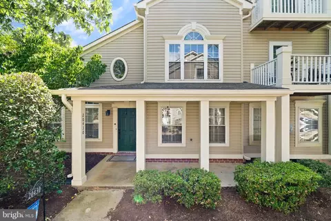 20430 Alderleaf Ter, Ashburn, VA 20147 photo 4