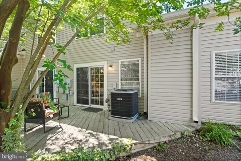 20430 Alderleaf Ter, Ashburn, VA 20147 photo 42
