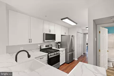 20430 Alderleaf Ter, Ashburn, VA 20147 photo 17