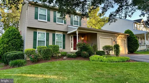 20720 Cross Timber Dr, Ashburn, VA 20147