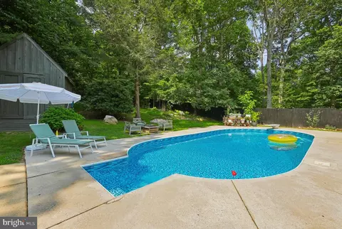 41756 Stumptown Rd, Leesburg, VA 20176