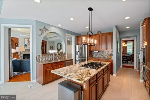 42942 Conquest Cir, Brambleton, VA 20148 photo 10