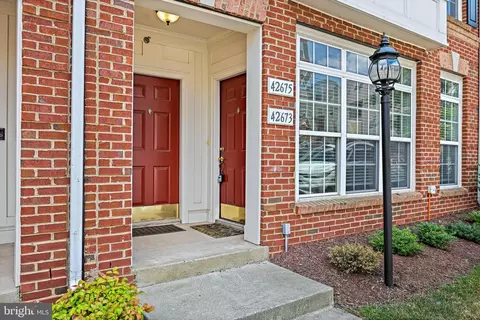 42673 Hollyhock Ter, Brambleton, VA 20148 photo 4