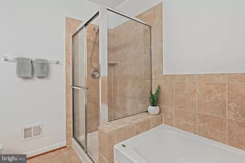 42673 Hollyhock Ter, Brambleton, VA 20148 photo 24