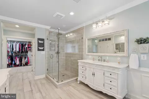 Other - 24908 Castleton Dr, Chantilly, VA 20152 photo 7 of 18