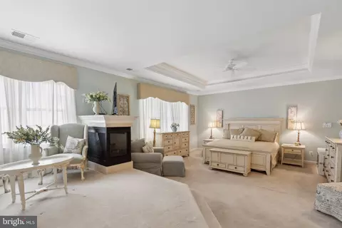 Bedroom - 24908 Castleton Dr, Chantilly, VA 20152 photo 3 of 9