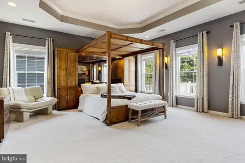 Bedroom - 22571 Forest Run Dr, Ashburn, VA 20148 photo 1 of 9