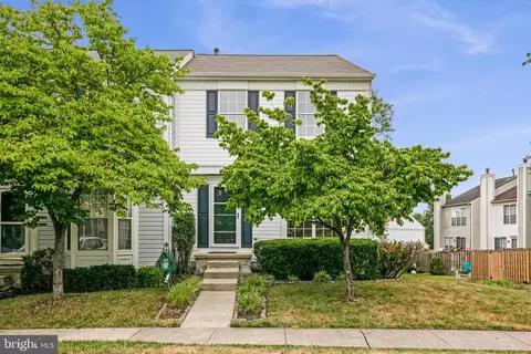 21028 Coach House Sq, Ashburn, VA 20147
