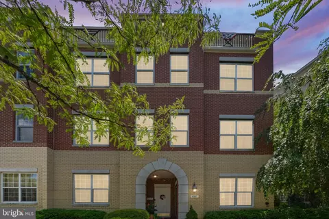43617 Mcdowell Sq, Leesburg, VA 20176
