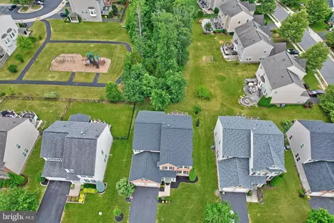 View/Area - 42437 Nickens Pl, Ashburn, VA 20148 photo 1 of 1