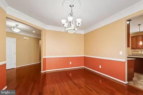 Entry Way - 42437 Nickens Pl, Ashburn, VA 20148 photo 3 of 8
