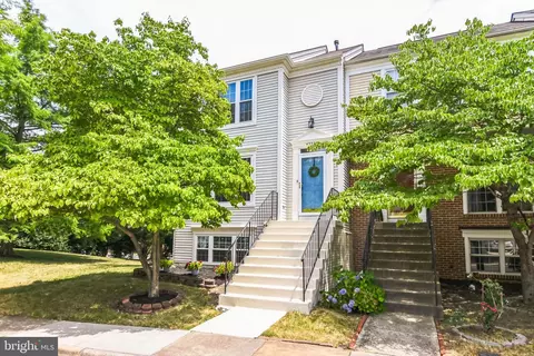 45596 Whitcomb Sq, Sterling, VA 20166