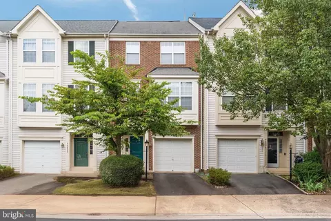 46802 Vermont Maple Ter, Sterling, VA 20164