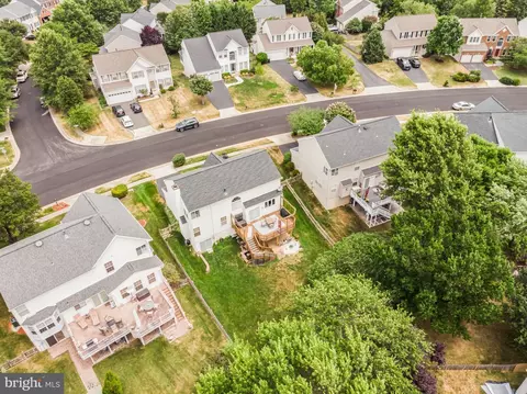 20575 Coppersmith Dr, Ashburn, VA 20147 photo 47