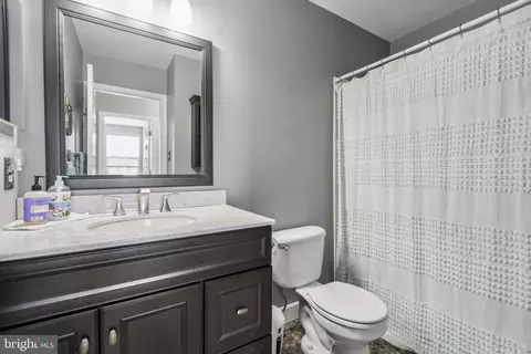 20575 Coppersmith Dr, Ashburn, VA 20147 photo 33
