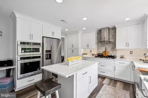 20575 Coppersmith Dr, Ashburn, VA 20147 photo 14