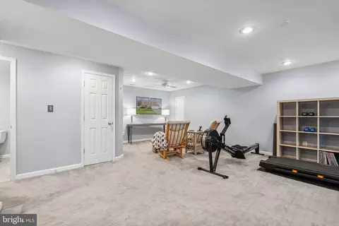 20575 Coppersmith Dr, Ashburn, VA 20147 photo 41